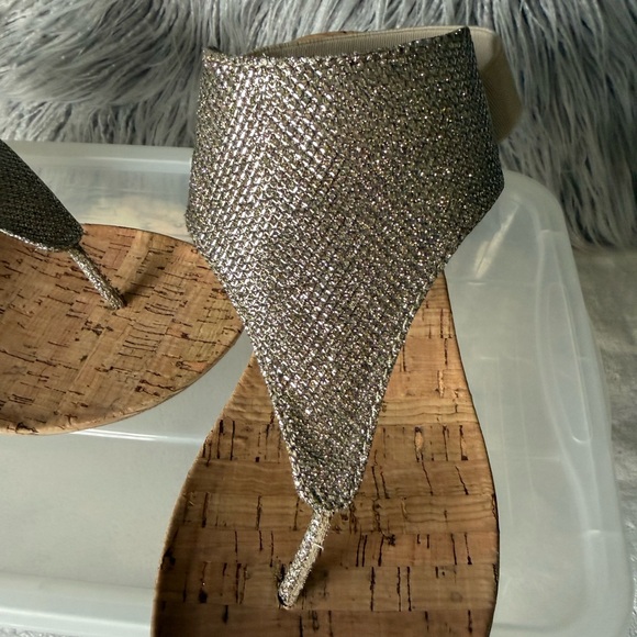 White Mountain Shoes - Sparkling Gold/Silver Women's Thong Sandals